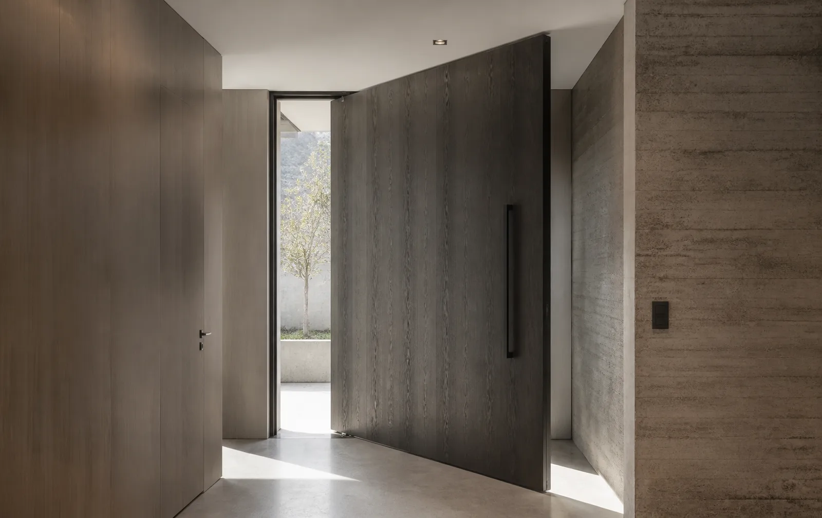 Visfurn Wood Door